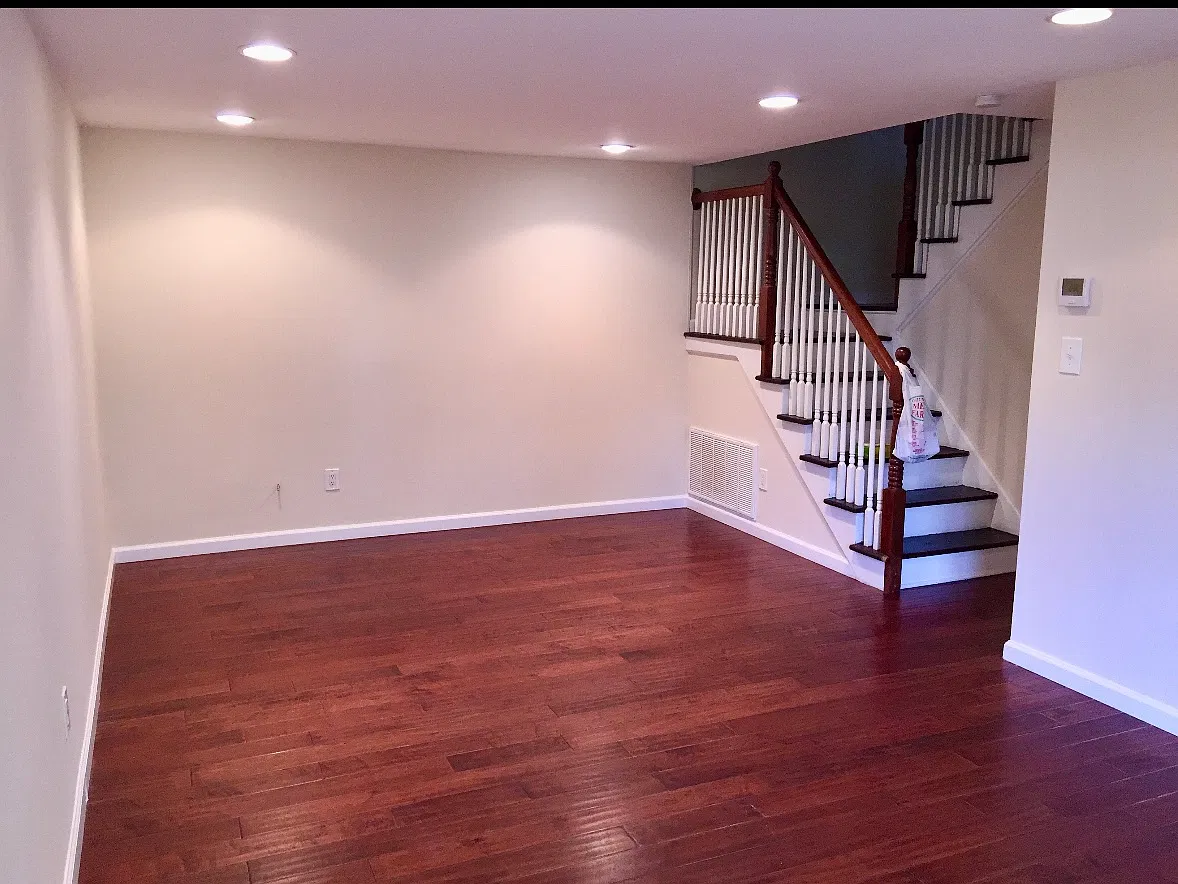 2 bed, 1.5 bath, 1050 sqft, $2,850 — Photo 4