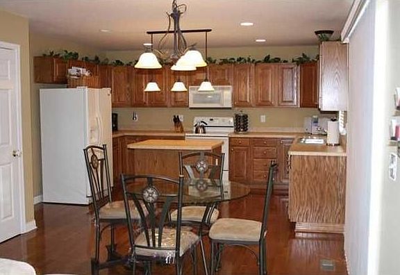 Large kitchen with center island