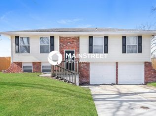 1224 Michele Dr, Excelsior Springs, MO 64024