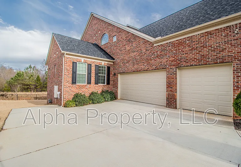614 Pawleys Dr — Photo 4