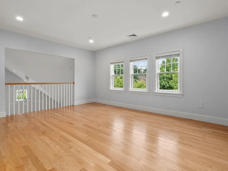 60 Graystone Cir #60 — Photo 27