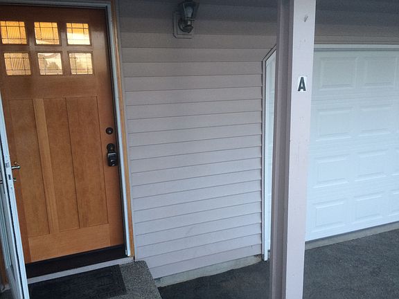 3rd image of 705 147th St SW