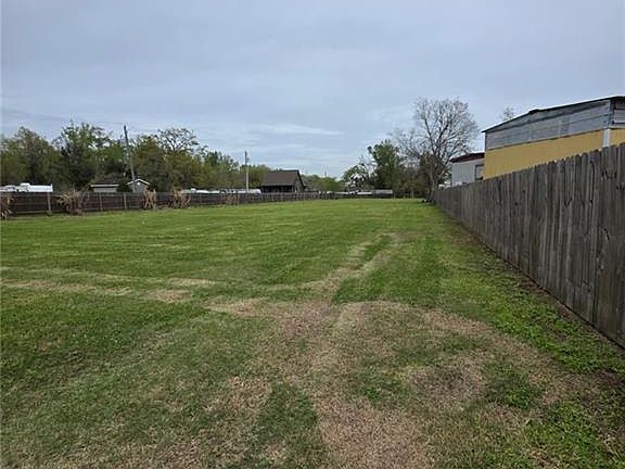 3rd image of 312 Canal St