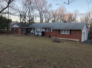 6163 Beverly Hills Rd, Coopersburg, PA 18036