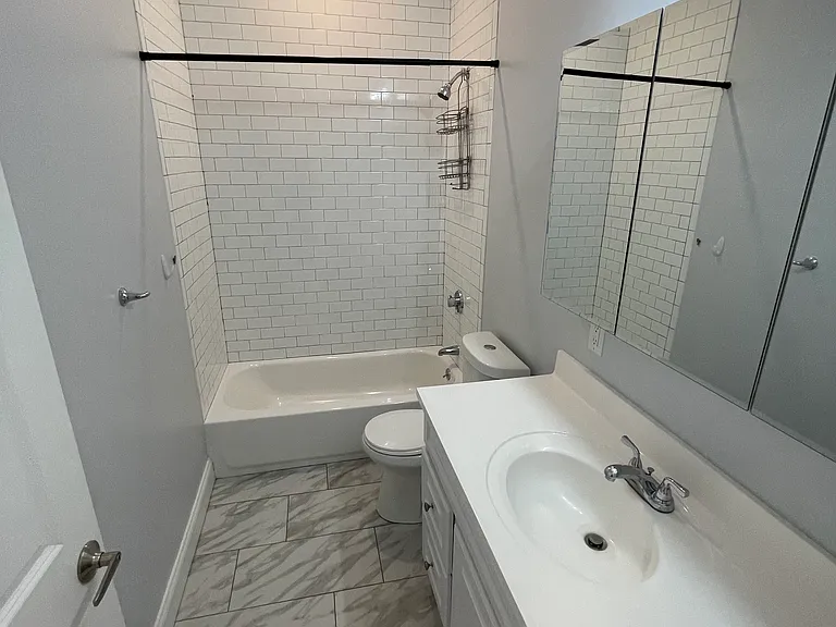 1684 N Shore Rd #2 — Photo 7