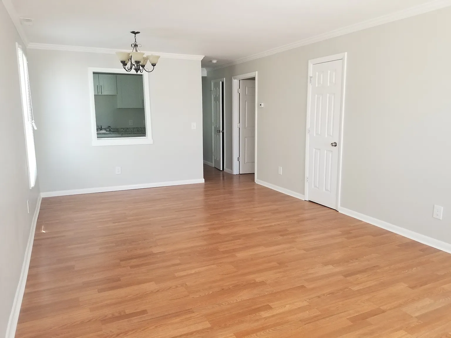 2 bed, 1.5 bath, 1200 sqft, $2,150 — Photo 2