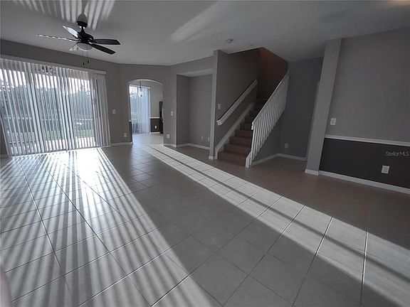 5th image of 17528 Cherry Ridge Ln