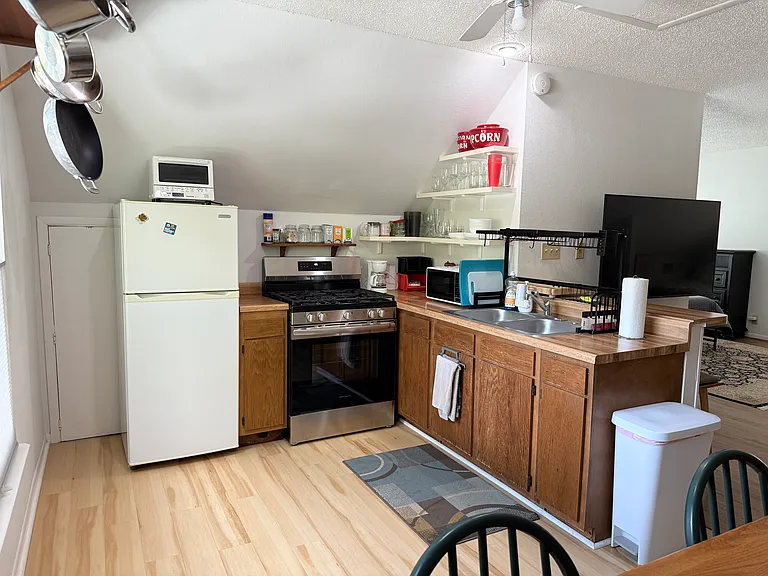 1109 S 6th St #B — Photo 27