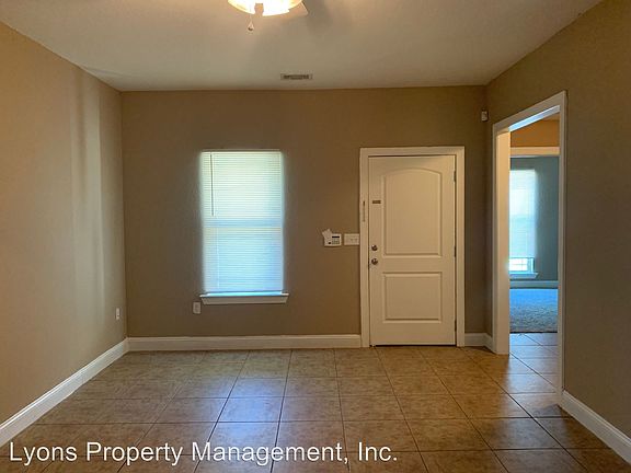 5th image of 4108 Mulligan Manor Ln Unit B