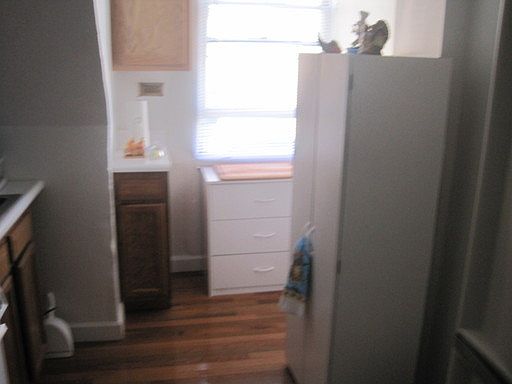 5th image of 1661 Summit St #C