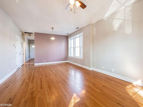 5th image of 1736 W Newport Ave #2