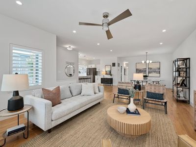 160 Rogers Ave, San Carlos, CA, 94070