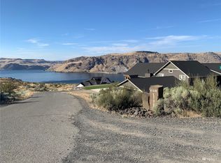46100 Franklin D Roosevelt Estates Dr N, Grand Coulee, WA 99133