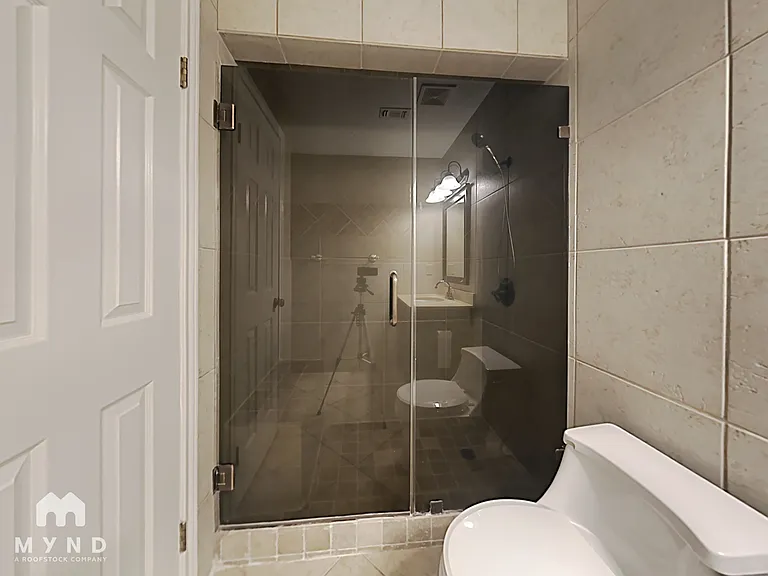 3219 Glen Spring Dr — Photo 15