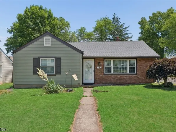 42 Walnut St, Edison Twp., NJ 08817