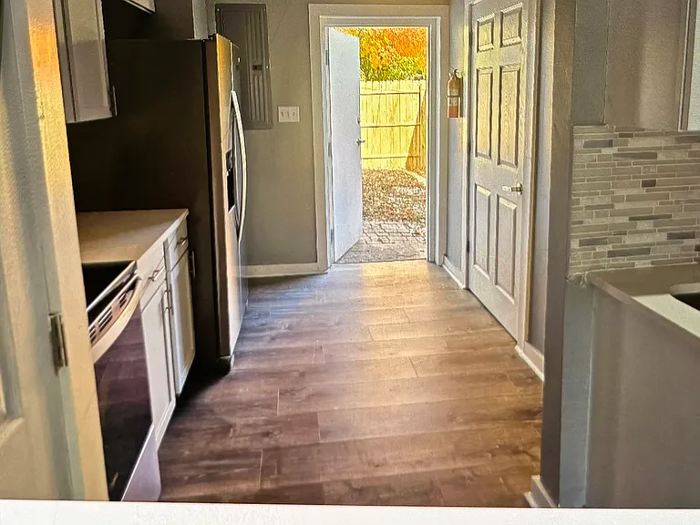 4128 E Michigan St — Photo 5