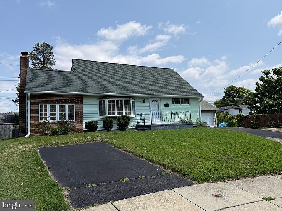 1st image of 125 Elm Dr