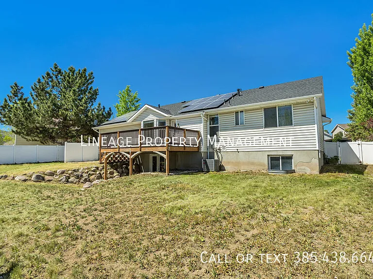 13863 Kessler Peak Dr #A — Photo 14