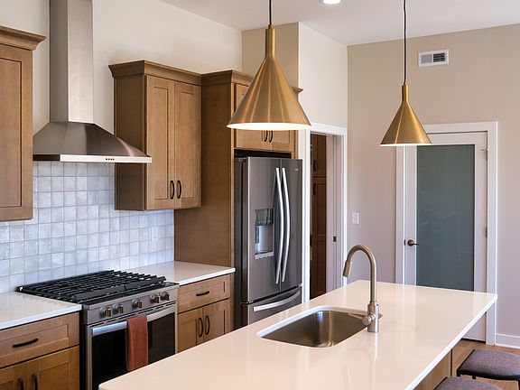 5th image of 7 Willow Pointe Dr #7