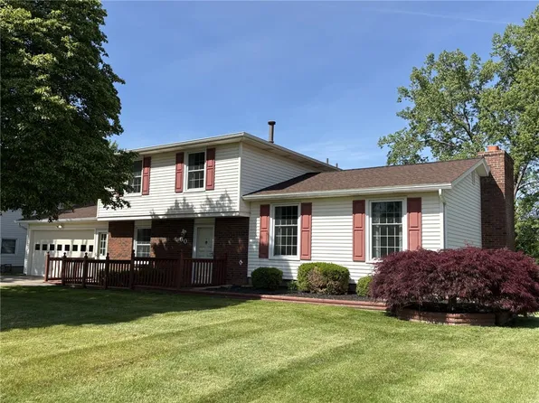 60 Riviera Dr, Rochester, NY 14624