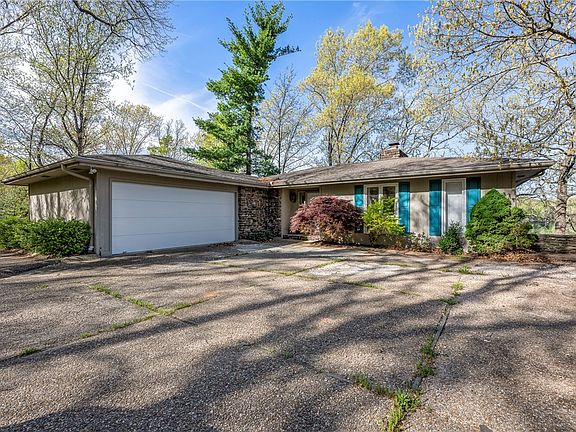 2nd image of 58 Churchill Dr