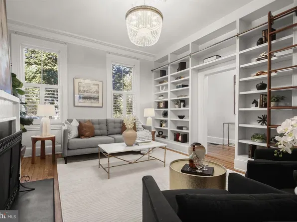 1013 I St SE, Washington, DC 20003