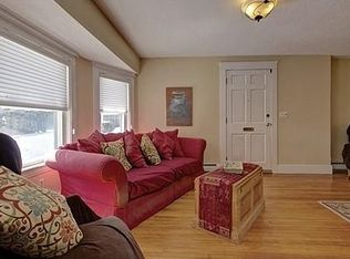 32 Cascade Rd, Worcester, MA 01602