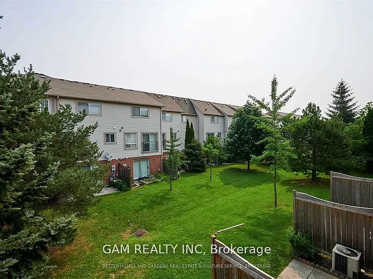 5030 Heatherleigh Ave NE #101 — Photo 4