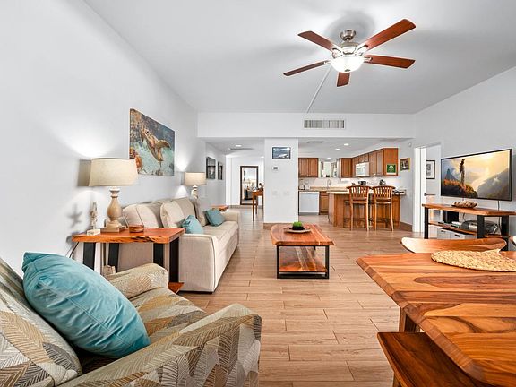 2nd image of 75-6040 Alii Dr #714