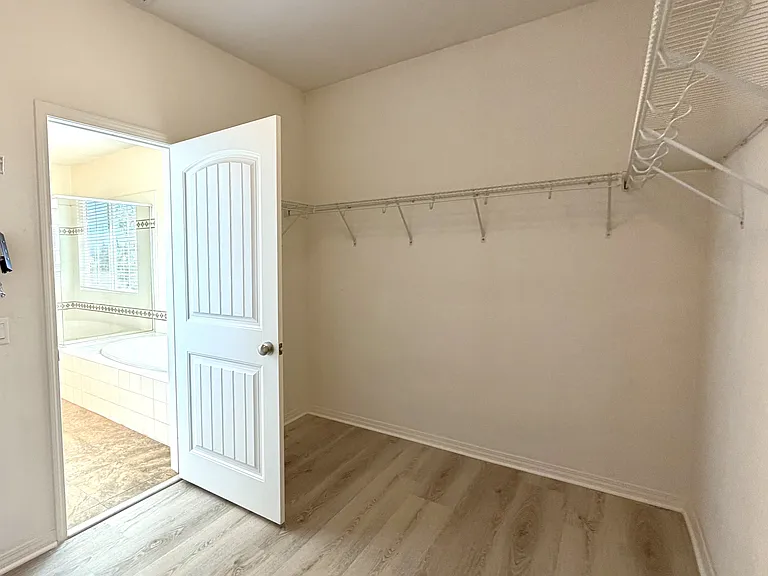 40220 Emily Pl — Photo 35