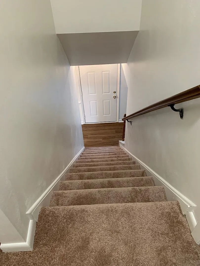 2 Bedroom 1.5 Bath Townhouse — Photo 4