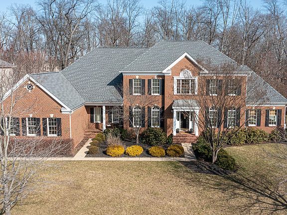 2nd image of 5813 Malvern Hill Ct