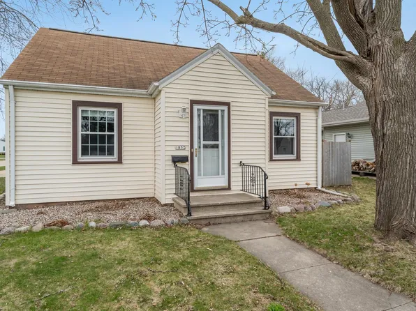 1857 Hubbard St, Oshkosh, WI 54902
