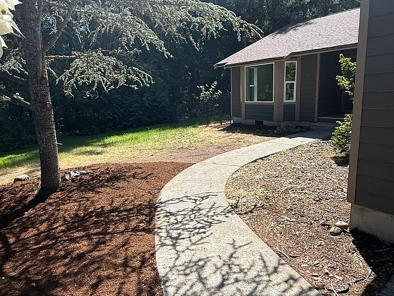Driveway to Entrance