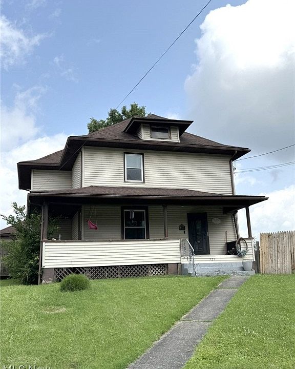 1st image of 727 Bird St