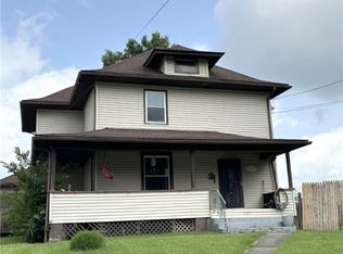 727 Bird St, Parkersburg, WV 26101