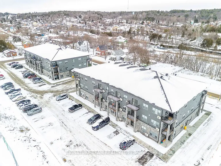 78B Queen St #308 — Photo 4