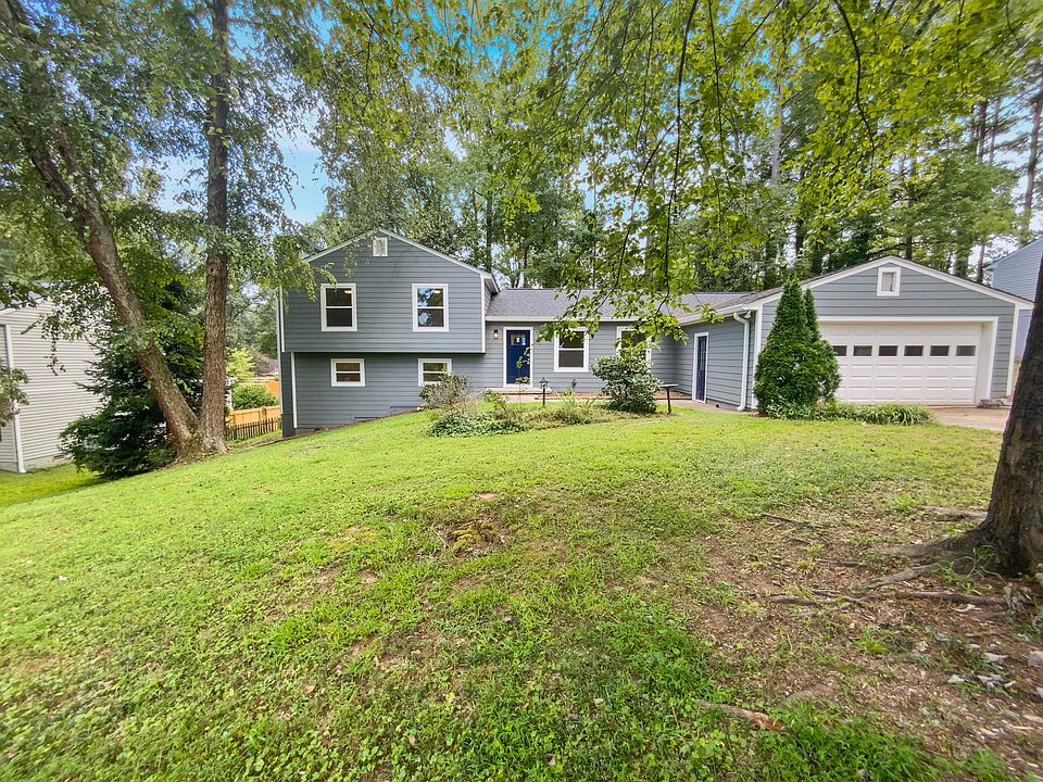 1st image of 2998 Clearbrook Dr