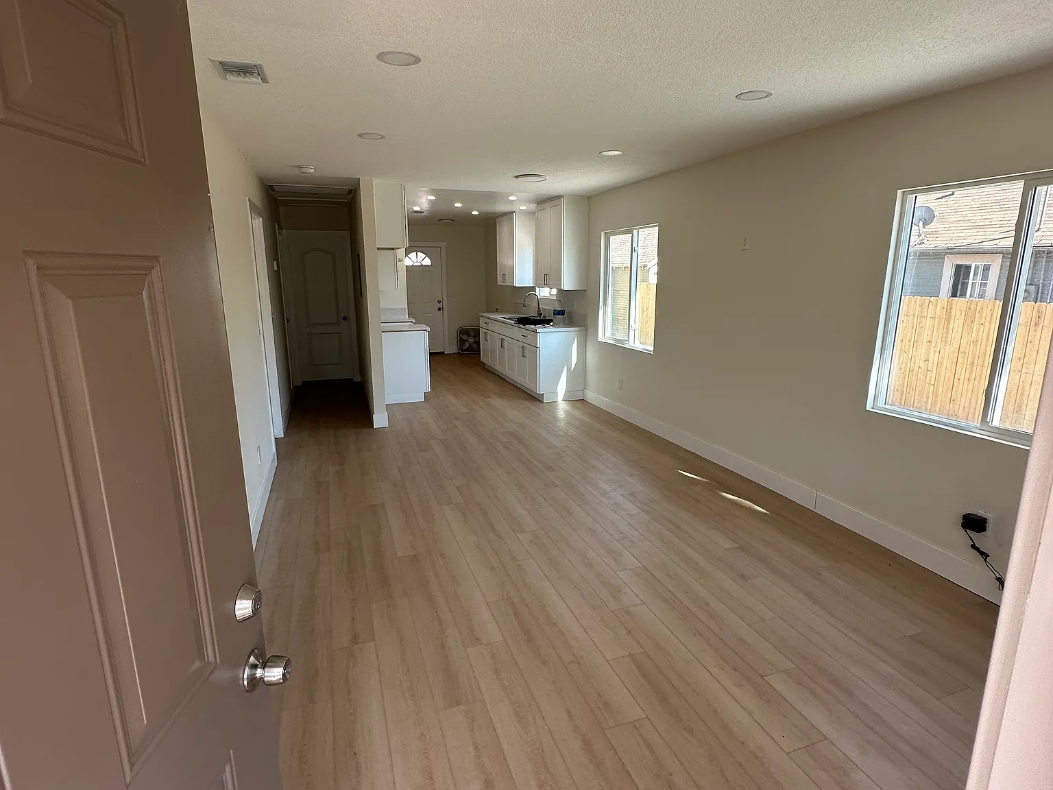 1449 N Lugo Ave — Photo 4