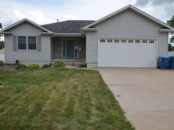 318 31st Ave, East Moline, IL 61244
