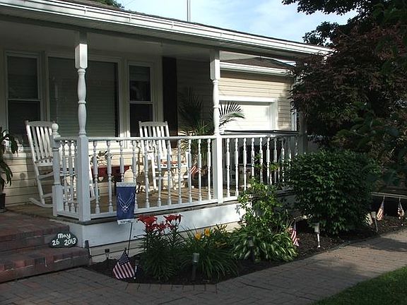 4th image of 204 Oriole Dr