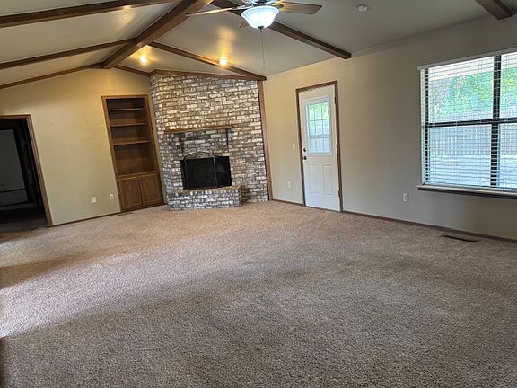 3rd image of 2118 N Crescent Dr