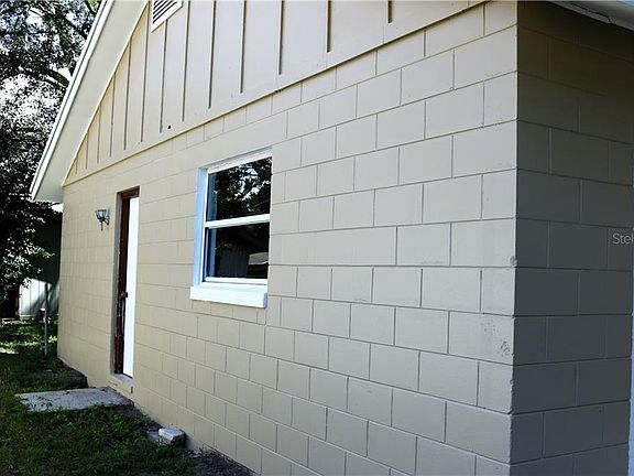 3rd image of 606 Thomas Ave