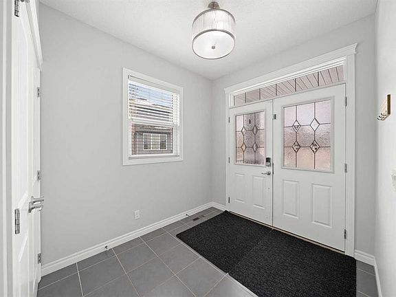 3rd image of 44 N Cimarron Springs Cir
