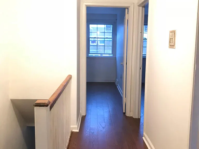 7145 Saul St — Photo 3