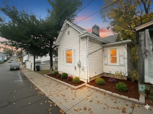 109 E Pitt St, Canonsburg, PA 15317