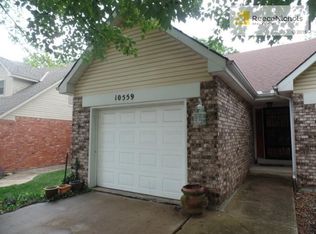 10559 Long St, Overland Park, KS 66215