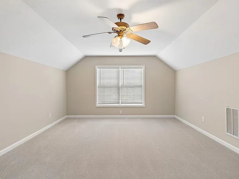 3106 Jeffrey Ct — Photo 42