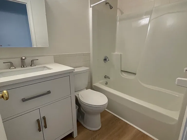 329 Lincoln St #303 — Photo 12