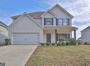 2392 19th Pl, Valley, AL 36854